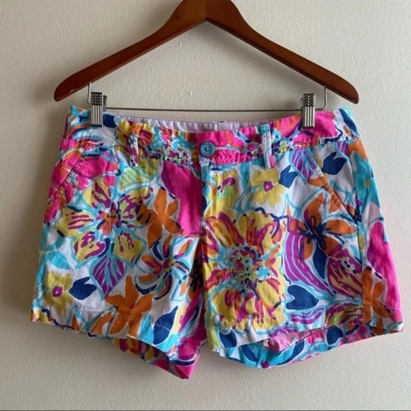 Lilly Pulitzer Pants - LILLY PULITZER Callahan Short VGUC Size 4